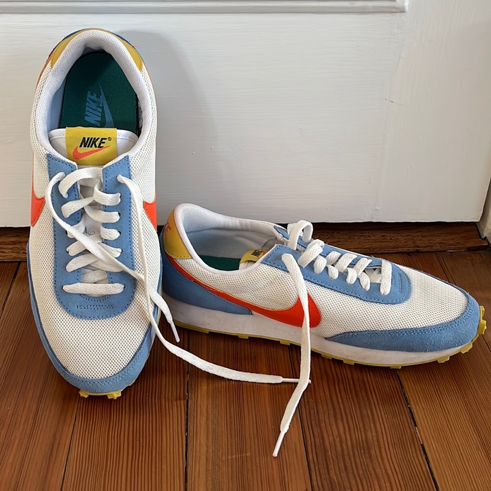 Nike Dbreak Women’s